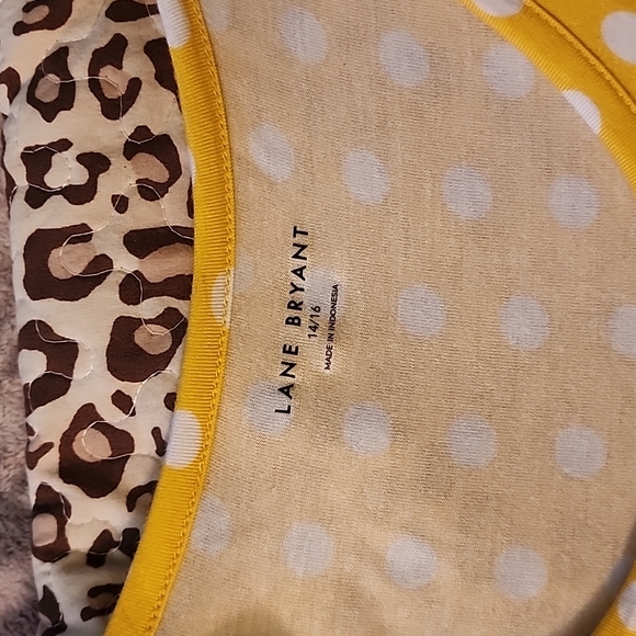 🌸Lane Bryant Swing Tee size 14/16 - Picture 3 of 6